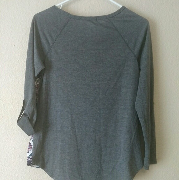 Rewind 3/4 sleeve top - Picture 2 of 3